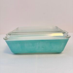 Pyrex Turquoise 1.5 Quart Refrigerator Dish With Lid 503 Vintage